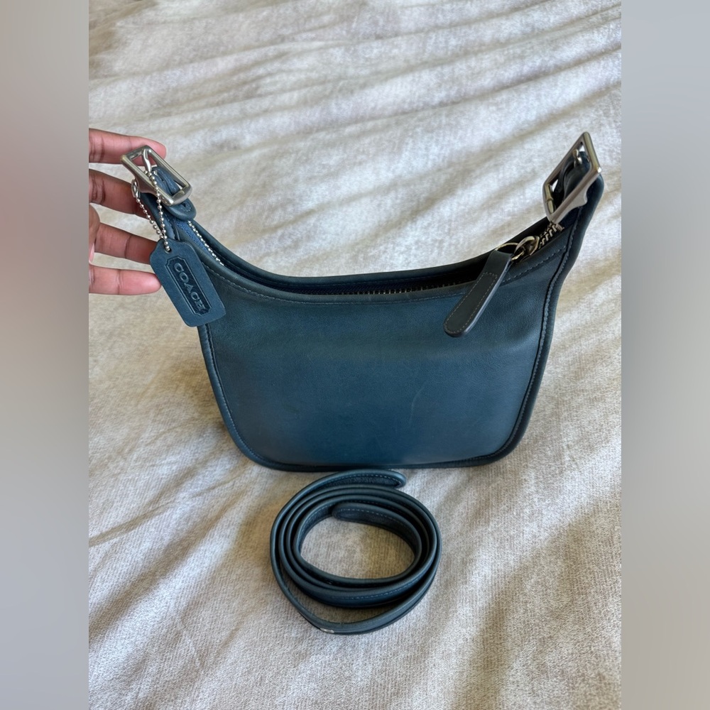 Vintage Coach Janice’s Legacy 9950 - Blue